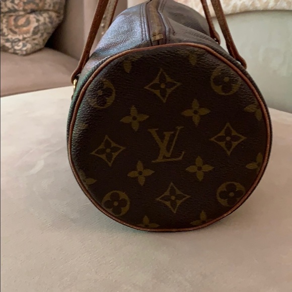 Authentic Louis Vuitton papillon 26 - Picture 7 of 16